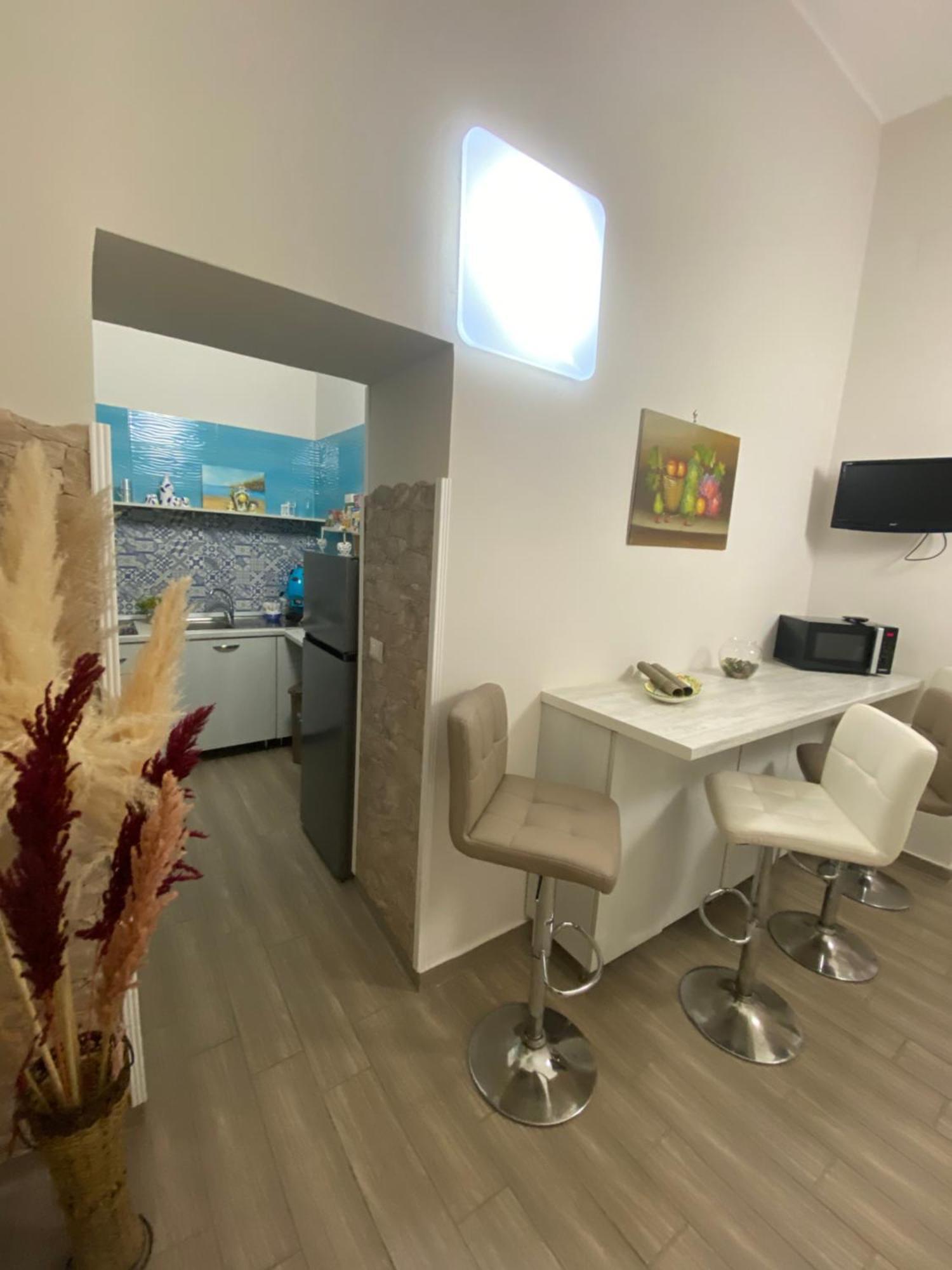 La Dimora Dei Borboni Bed & Breakfast Napoli Ngoại thất bức ảnh