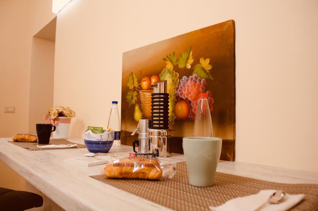 La Dimora Dei Borboni Bed & Breakfast Napoli Ngoại thất bức ảnh